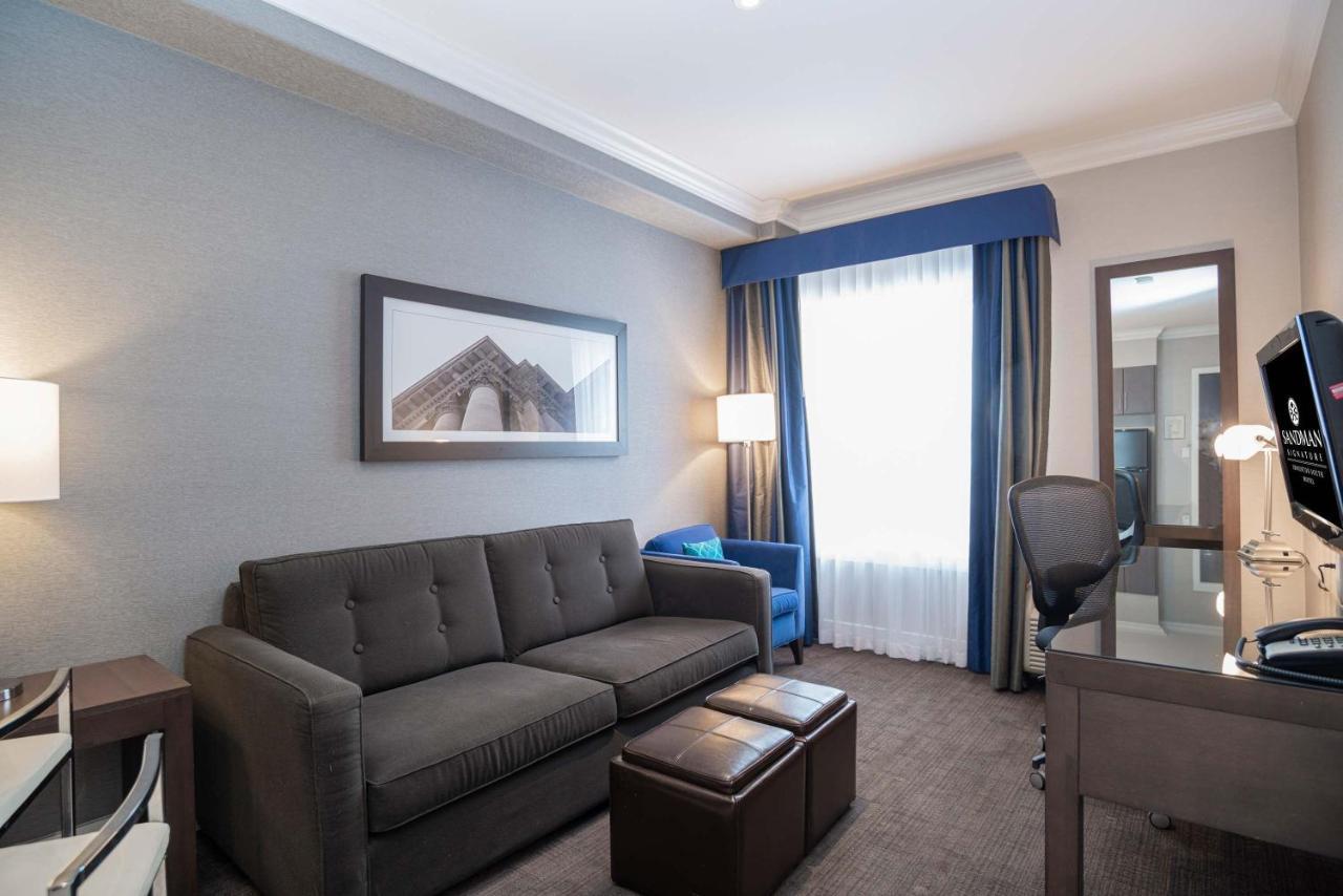 Sandman Signature Edmonton South Hotel Bagian luar foto