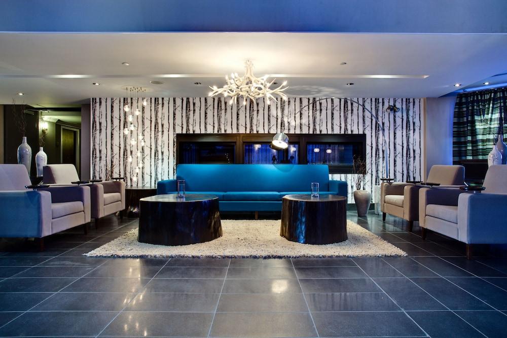 Sandman Signature Edmonton South Hotel Bagian luar foto