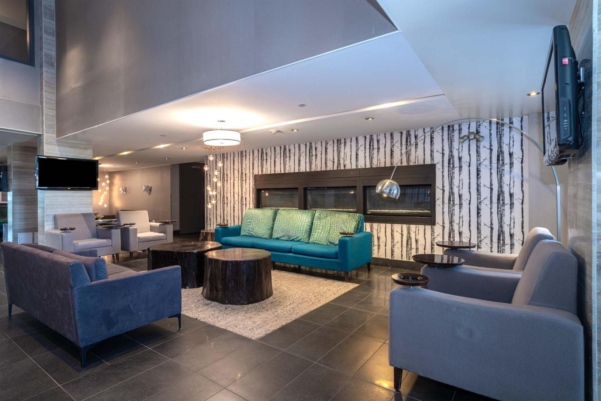 Sandman Signature Edmonton South Hotel Bagian luar foto
